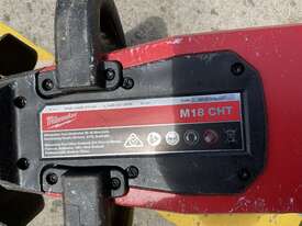 Milwaukee M18 CHT Hedge Trimmer - picture0' - Click to enlarge