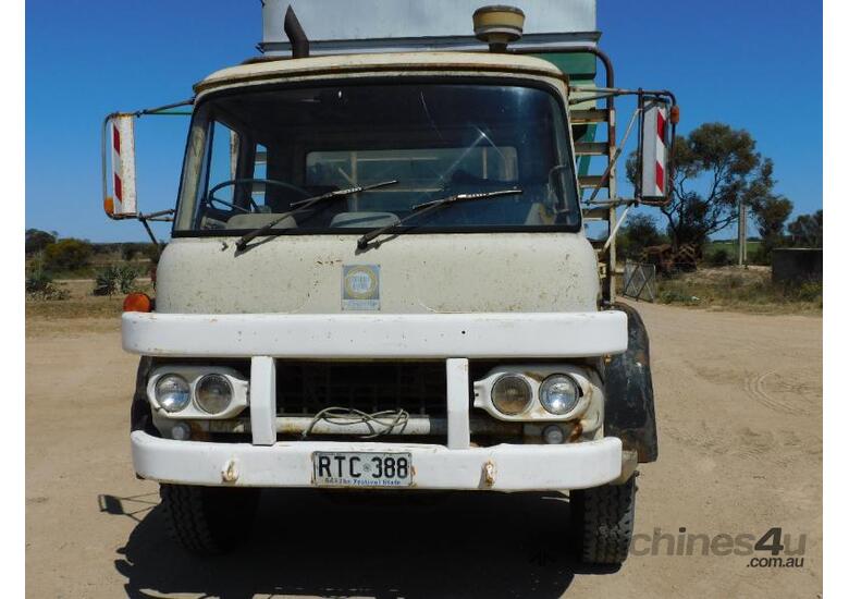 caption Bedford KML 471GM