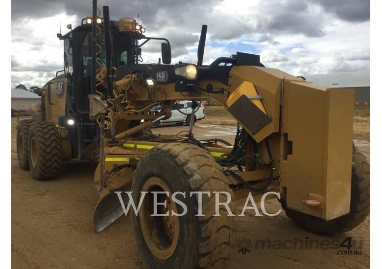 caption CAT 150-14 Motor Graders