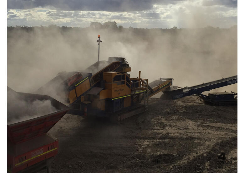 caption Precisionscreen Trackcrush PV380 VSI Crusher - Solution for Stage 4 Aggregate Crushing