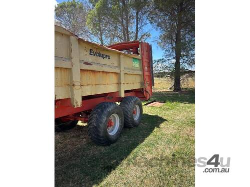 Leboulch Farm Tec Muck Spreader