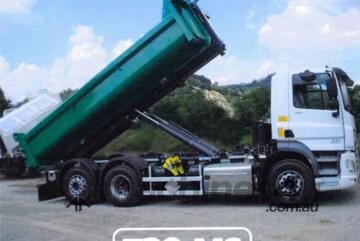 Super Sale. 10 Wheeler Hooklift Only 1 left.