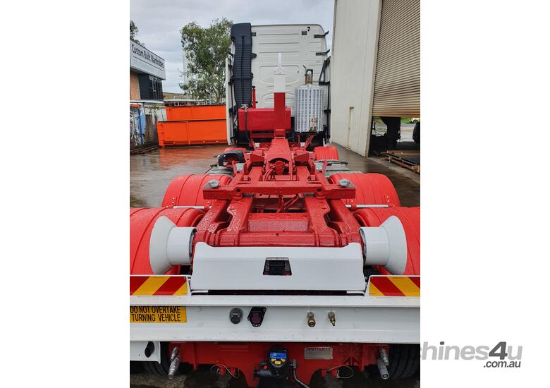 Super Sale. 10 Wheeler Hooklift  Only 1 left.