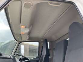 2018 Mitsubishi Fuso Fighter 1627 Curtainsider - picture0' - Click to enlarge