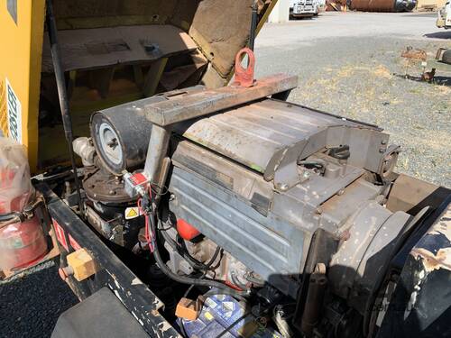 caption 1996 Ingersoll Rand Trailer Mounted Air Compressor