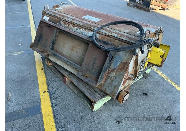 Digga BR-000410 Broom Attachment