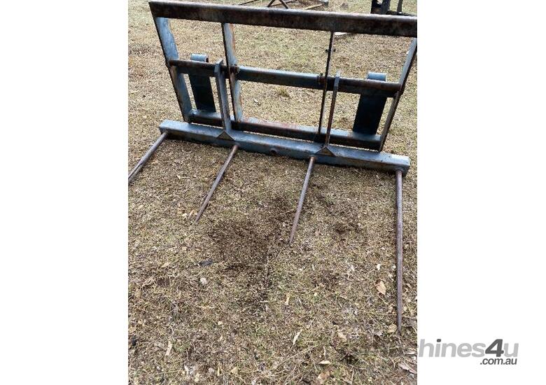 caption Challenge Hay Forks