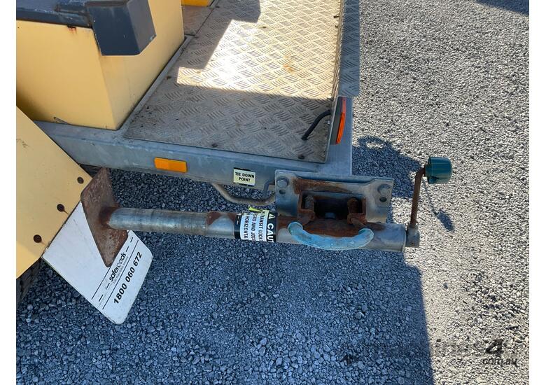 caption 2014 Safe Roads F1504001C VMS Board (Trailer Mounted)
