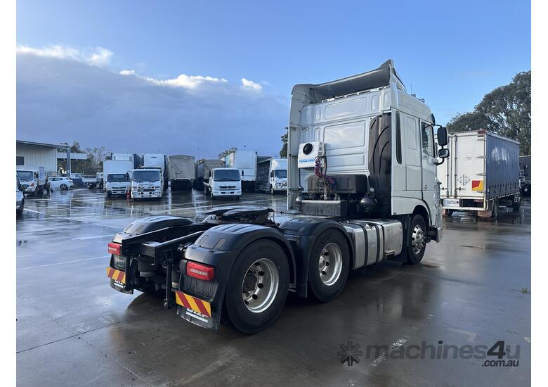 caption 2022 DAF XF 530 6x4 Prime Mover