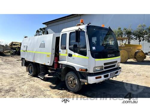 caption Isuzu FRR 500