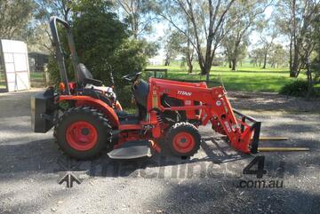 Kubota   tractor & Implements