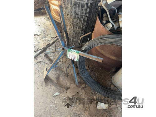 caption Wire spinner wire
