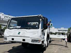 2025 Zoomlion ZTC400V 40Ton Truck Crane - picture0' - Click to enlarge