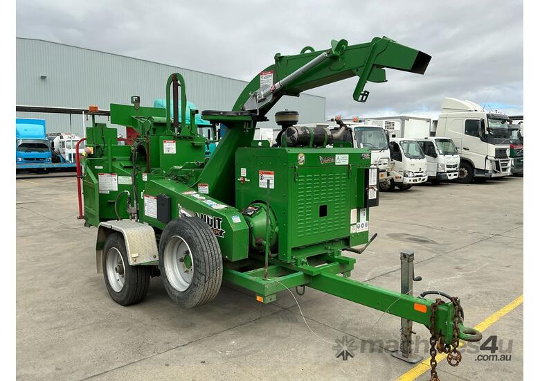 caption 2018 Bandit 15XPC Wood Chipper (Trailer Mounted)