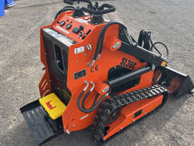 Mini skid steer - picture0' - Click to enlarge