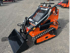 Mini skid steer - picture1' - Click to enlarge