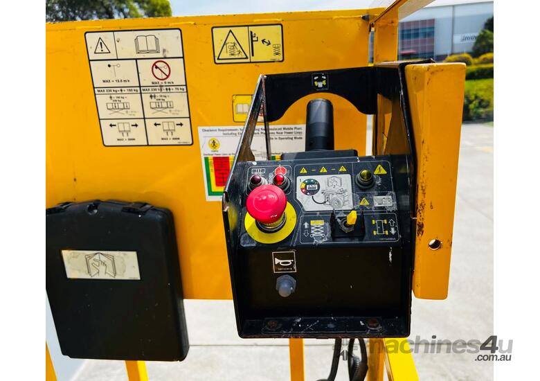 JLG R6 Used 19ft Scissor Lift, low hours in great Conditon