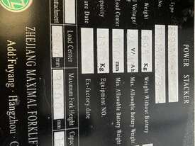 Electric Walker stacker - picture1' - Click to enlarge