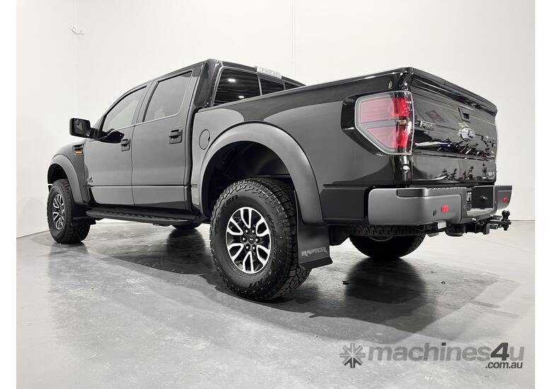caption 2014 Ford F150 SVT Raptor Special Edition Petrol