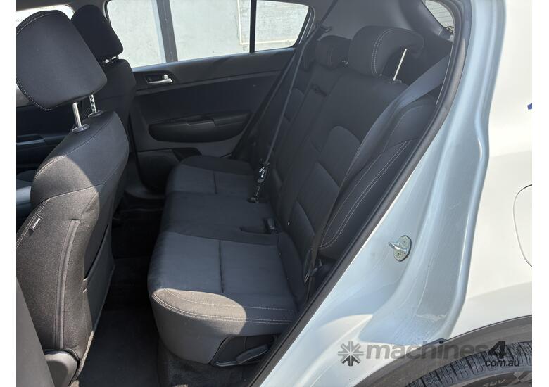 caption 2020 Kia Sportage SX Diesel