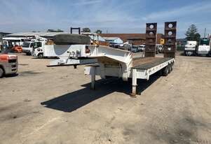 1995 Lusty Allison Tri Axle Float Trailer 1995 Lusty Allison Tri Axle Float Trailer