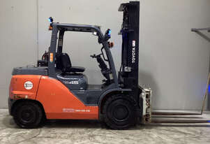 Toyota Forklift 4.5T Low Hours (Unit#:U975)