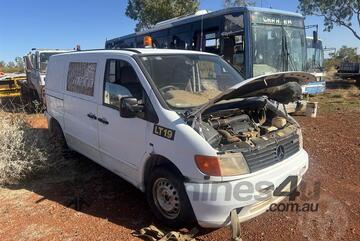 Mercedes Benz   108 CDI