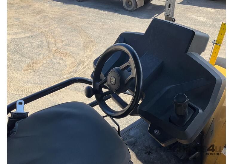 2020 Caterpillar AP500F Asphalt Paver