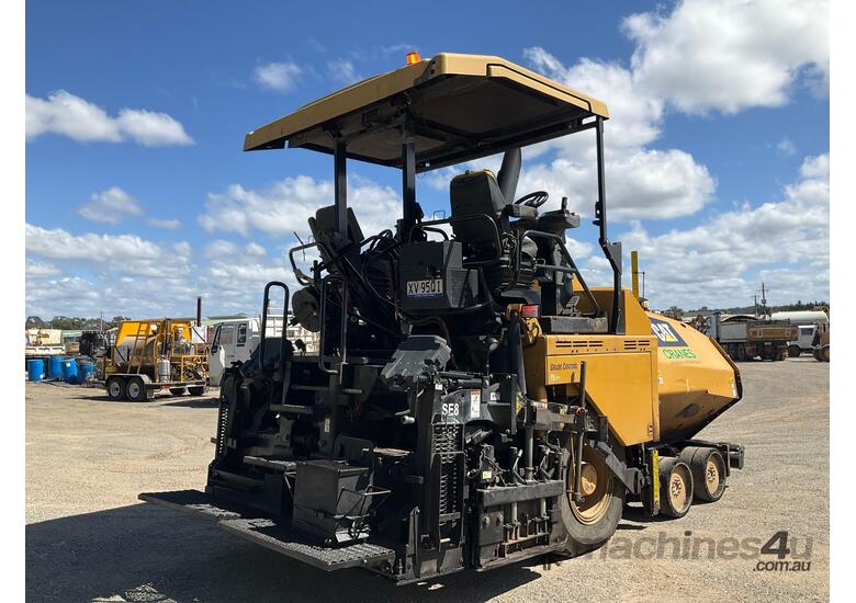 2020 Caterpillar AP500F Asphalt Paver