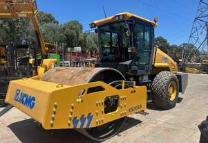 NEW XCMG XS205S (20,000KG) SMOOTH DRUM ROLLER