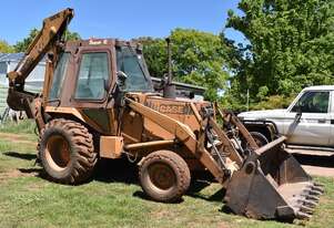 Case   Backhoe
