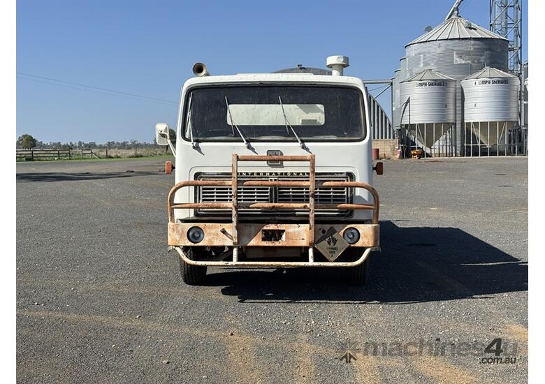 1978 INTERNATIONAL ACO 1830B FUEL TRUCK. 