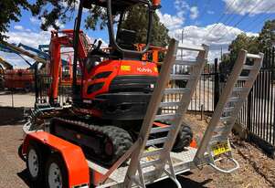 Kubota U25-3 Excavator - Machine, Attachments & Trailer Package - 2023 Model As New