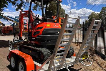 Kubota U25-3 Excavator - Machine, Attachments & Trailer Package - 2023 Model As New