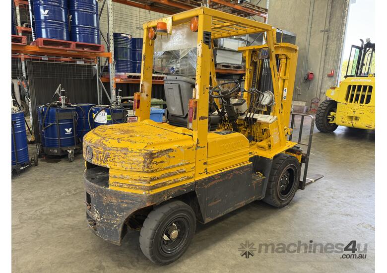 Toyota 3.0t Diesel Forklift Cont Mast Sideshift