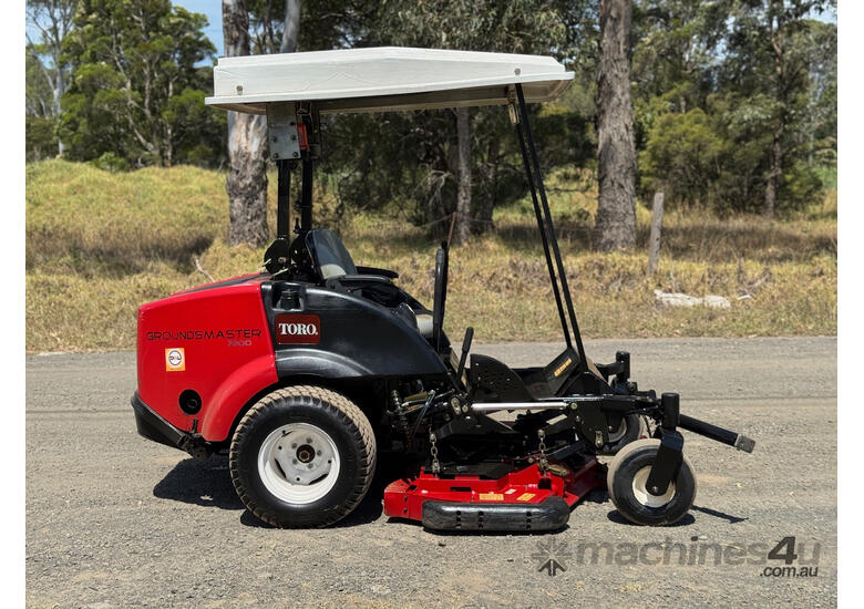 Toro Ground Master 7200 Zero Turn Lawn Equipment