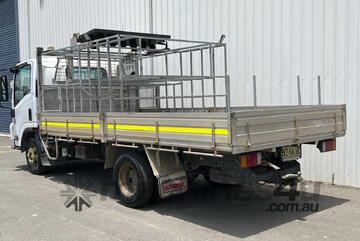 2014 Isuzu NPR 200 MWB Table Top