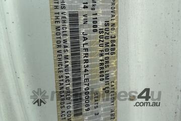 2014 Isuzu FRR600 Refrigerated Pantech