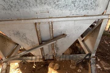 1 tonne Sheep feedout cart