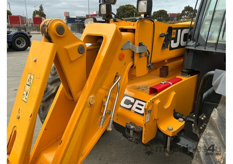 2022 JCB 532-70AG Telehandler