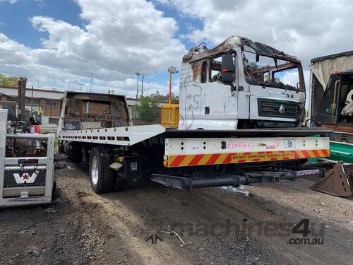 2024 Isuzu Tilt Tray