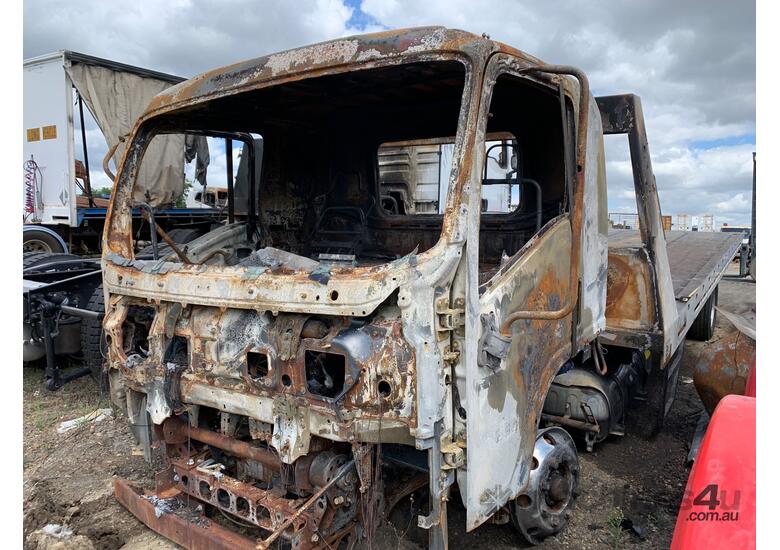 2024 Isuzu Tilt Tray