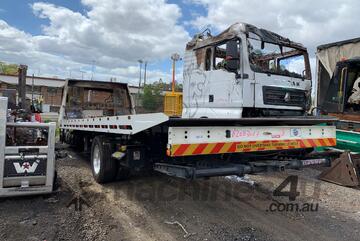 Isuzu 2024   Tilt Tray