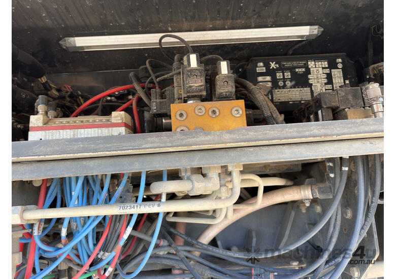 2016 Hino FG 500 1628 Sweeper