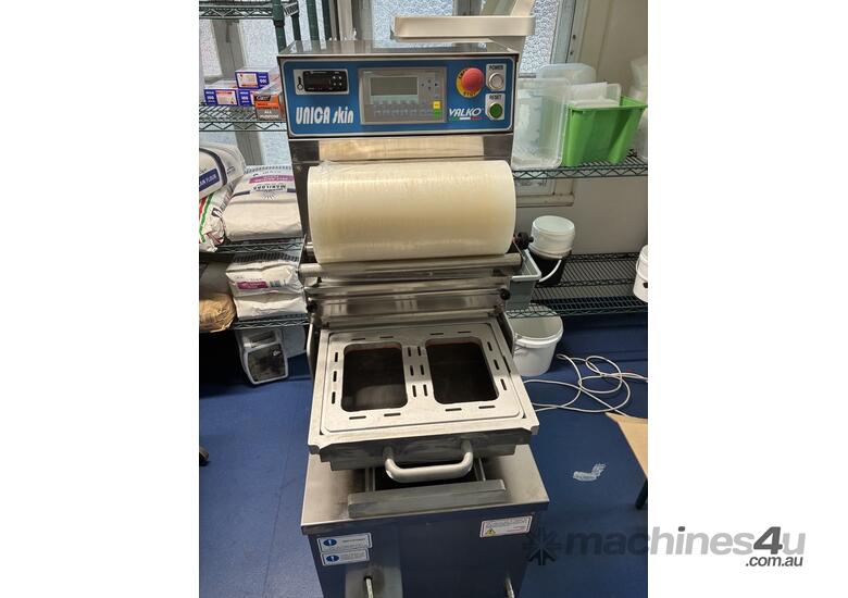 Commercial Vacuum Packaging / Food Processing Machine – Valko UNICA 20