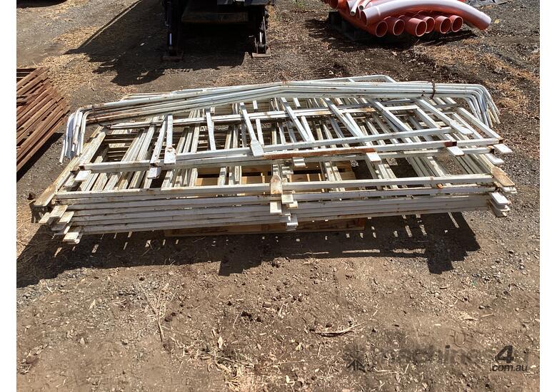 12 x Truck Gates and Canopy Frames