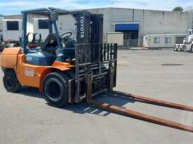 Toyota 07-7FGA50 - picture0' - Click to enlarge