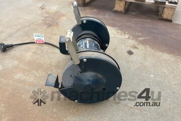 Black and Decker BG6150-XE Bench Grinder