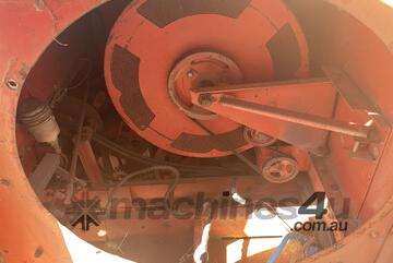 Massey Ferguson   760 Header