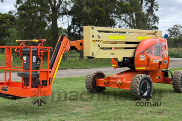 JLG 450AJ Boom Lift Access & Height Safety